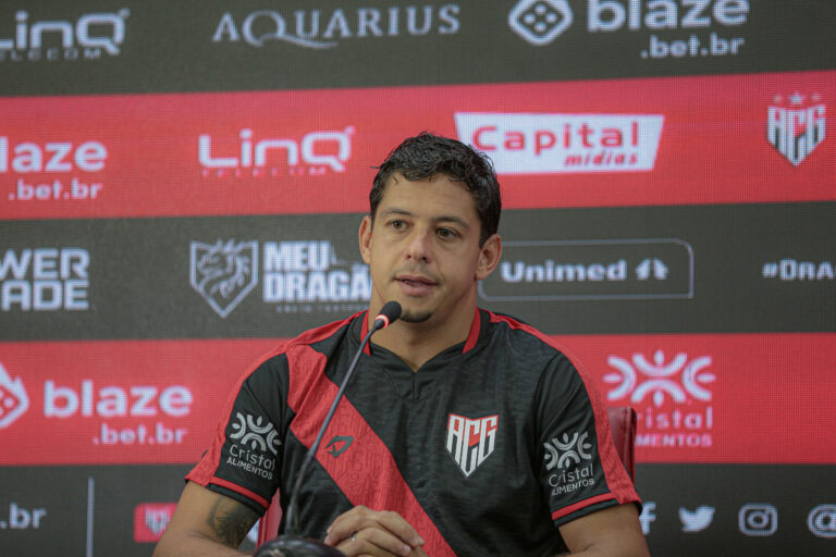 guilherme marques atletico goianiense - foto bruno corsino